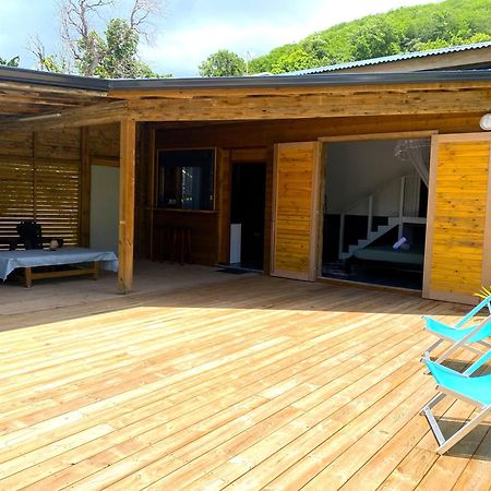 Charmant Bungalow Tout Confort Climatise - Terrasse Et Acces Plage ! Deshaies Exterior photo